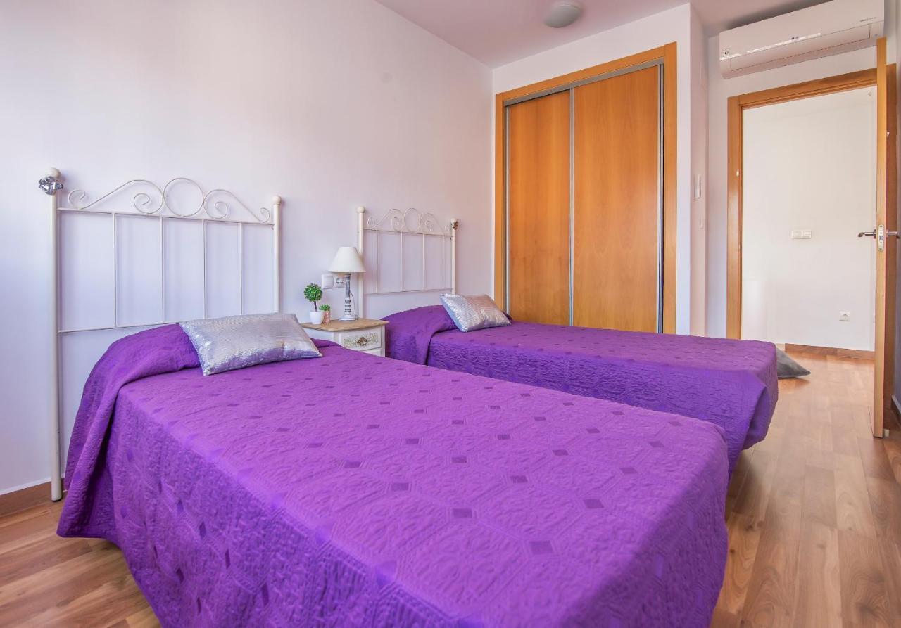 אל קאמפיו Villa Moderna Con Piscina מראה חיצוני תמונה