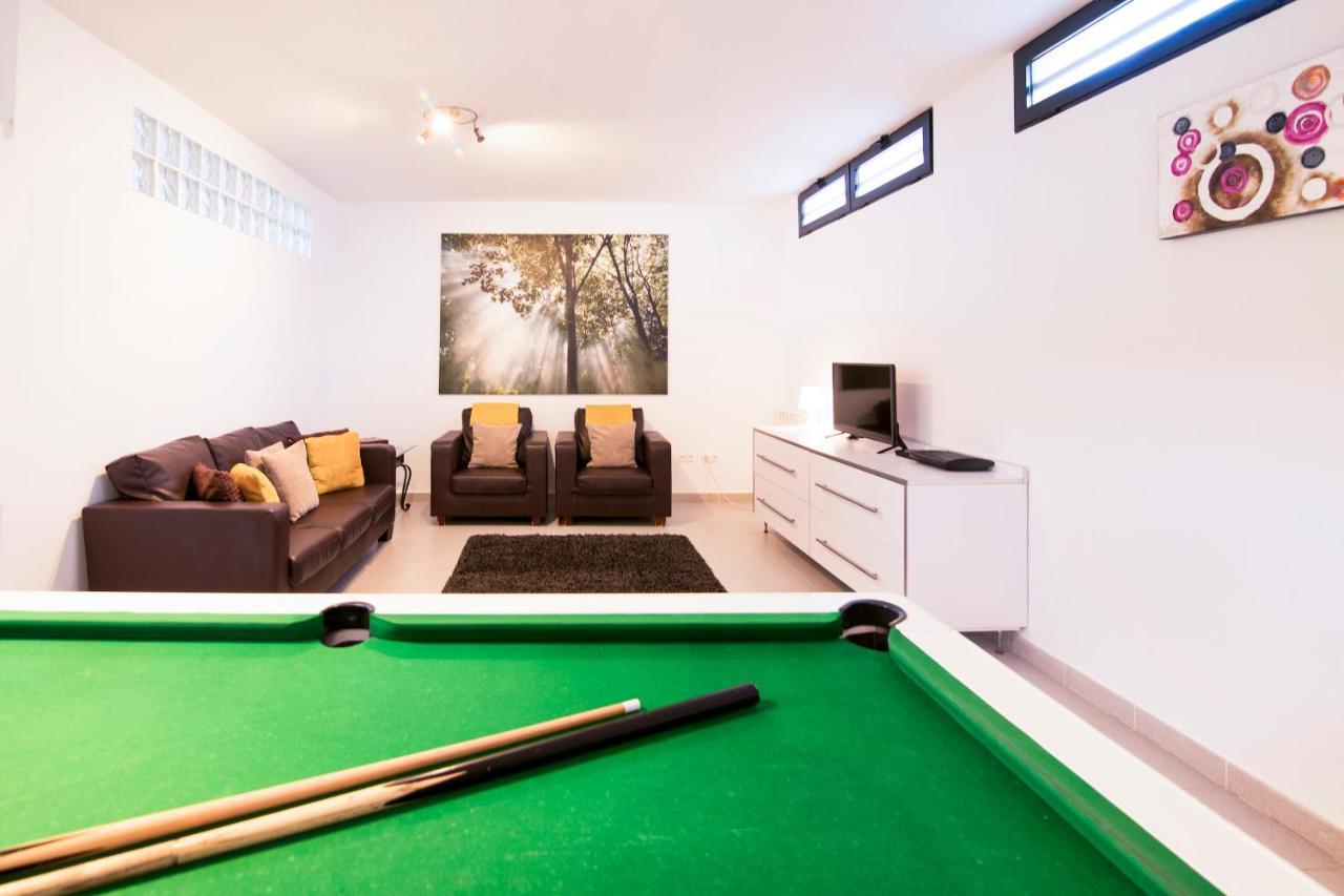 אל קאמפיו Villa Moderna Con Piscina מראה חיצוני תמונה